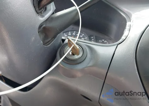 2002 Toyota Tundra Sr5 V8 z USA, uszkodzony, nr VIN 5TBBT44162S291431